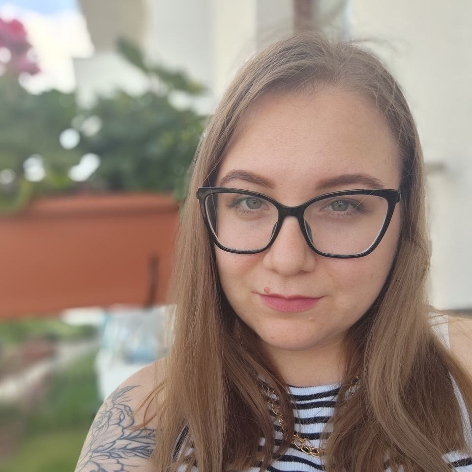 Visual Direction Researcher - Clara Warren